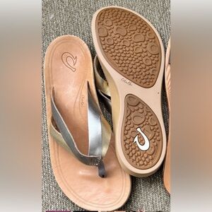 Olukai women’s sandals